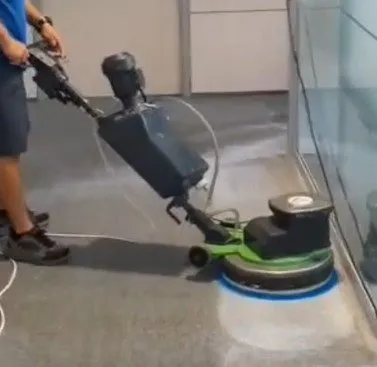 aspiratore professionale con filtro HEPA per rimozione polveri sottili